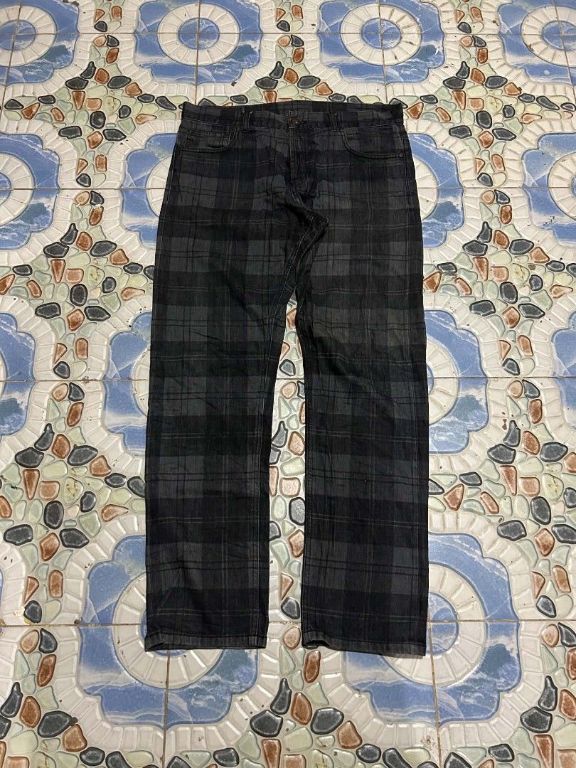 Alexander McQueen Pants (Category: Jeans) located in Balamban. Submitted by jah.mnky (Listing ID 1470160820, Image 2). Description: Alexander McQueen Pants Size 36W | 41.5L | 12Thigh | 8LegOpen Very Excellent Condition 9.5/10 Color Rate No Issue.