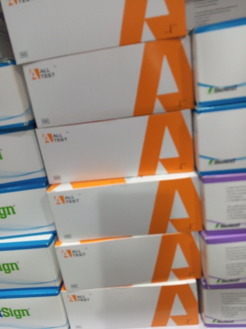 All Test Medical Testing Kits Boxes (drug tests) (Category: Medical Supplies & Tools) located in Manila. Submitted by maryjane__star (Listing ID 1470187410, Image 3). Description: - Authentic All Test medical testing kits in white and orange boxes - Multiple boxes available for purchase - IVD certified and CE marked for safety and reliability - Quality Control (QC) passed items - Important: Follow temperature-sensitive storage guidelines indicate