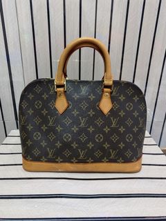 (Category: ) located in . Submitted by preluxuria_online_shop (Listing ID 1470275442, Image 1). Description: .