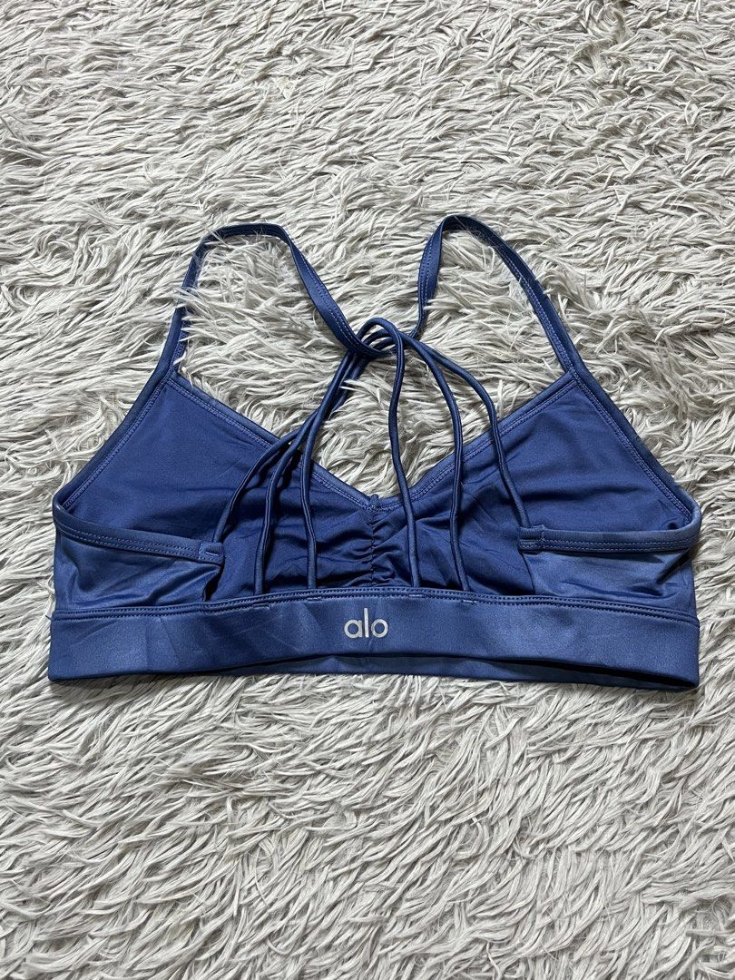 Alo Bra Top (Category: Activewear) located in Dipolog. Submitted by krstnagnis98 (Listing ID 1470347806, Image 3). Description: Alo Bra Top Small Authentic .