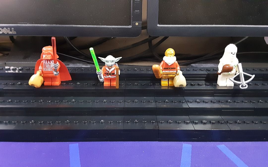 Alt-Brick Star Wars Christmas Minifig Set (Category: Lego & Building Sets) located in Quezon City. Submitted by bobbyrey1 (Listing ID 1470311248, Image 1). Description: Alt-Brick Star Wars Christmas Minifig Set Set includes 4 Minifigs. PAKIBASA PO NANG MABUTI! READ CAREFULLY! NOT LEGO! Class-A Alternative Brick Brand. Compatible sa LEGO. In very good/like new condition. On display in covered case, or in storage only. Hindi nilaro kahit kelan ng b