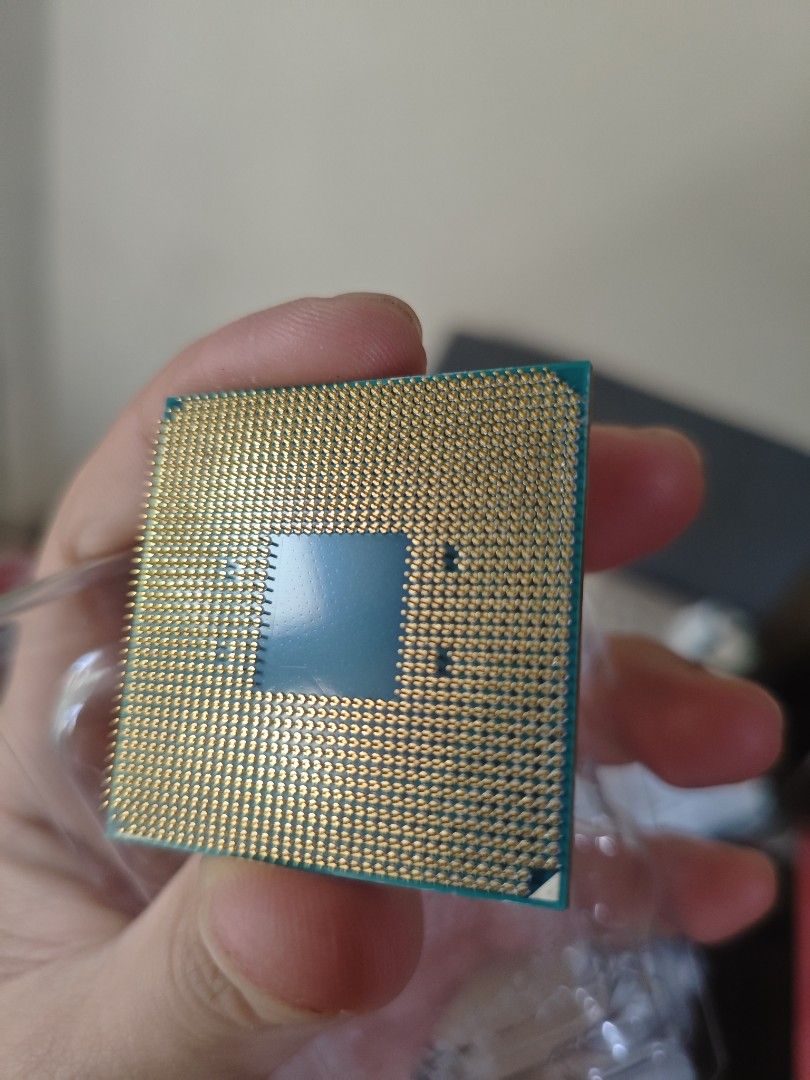 AMD Ryzen 5 2600x Series Desktop Processor (Category: Computer Parts) located in Manila. Submitted by kuronekokona (Listing ID 1470239155, Image 3). Description: FOR SALE: AMD Ryzen 5 2600X Processor – ₱3,000 Negotiable Selling my AMD Ryzen 5 2600X CPU! 🔹 Specifications: - 6 Cores / 12 Threads - Base Clock: 3.6 GHz - Max Boost Clock: 4.2 GHz - AM4 Socket - 95W TDP 🔹 Condition: - Working when last used - Not retested after removal - Processor on