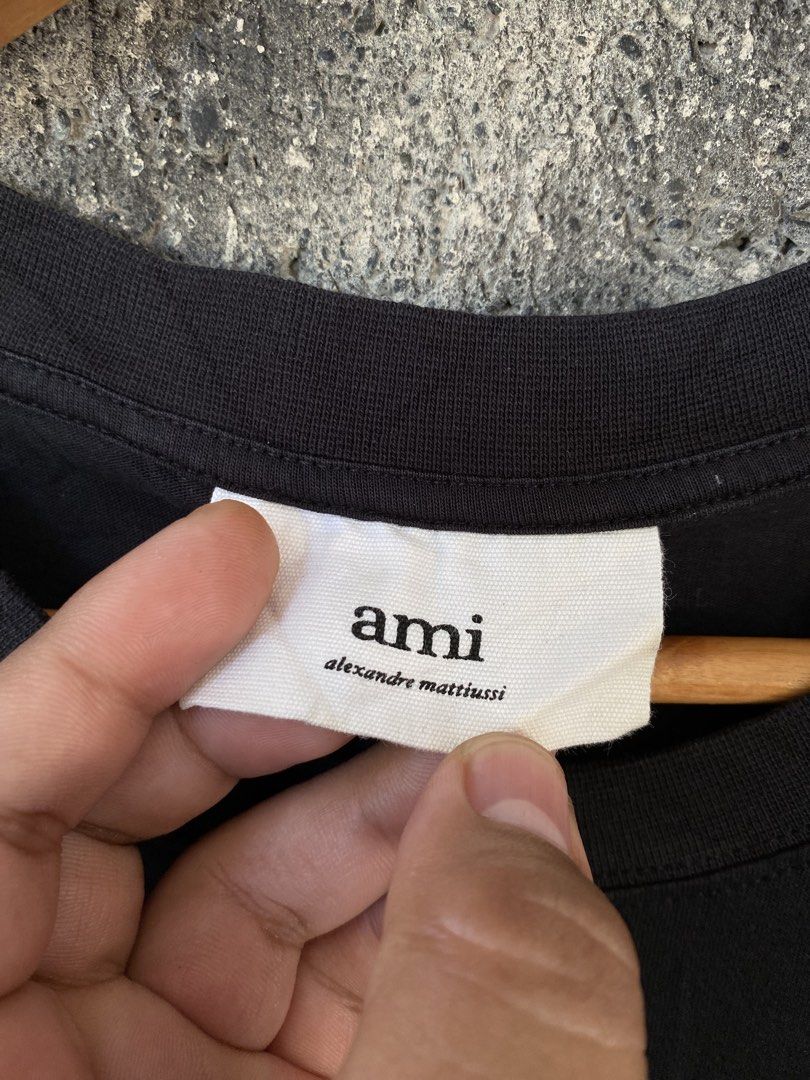 AMI Paris T Shirt (Category: Tshirts & Polo Shirts ) located in Villaverde. Submitted by theluxurythrift.ph (Listing ID 1470189611, Image 3). Description: Wts Ami Paris T shirt Size Large on Tag W 21 Inch L 27 Inch Excellent Condition No Flaws 1999 + Sf.