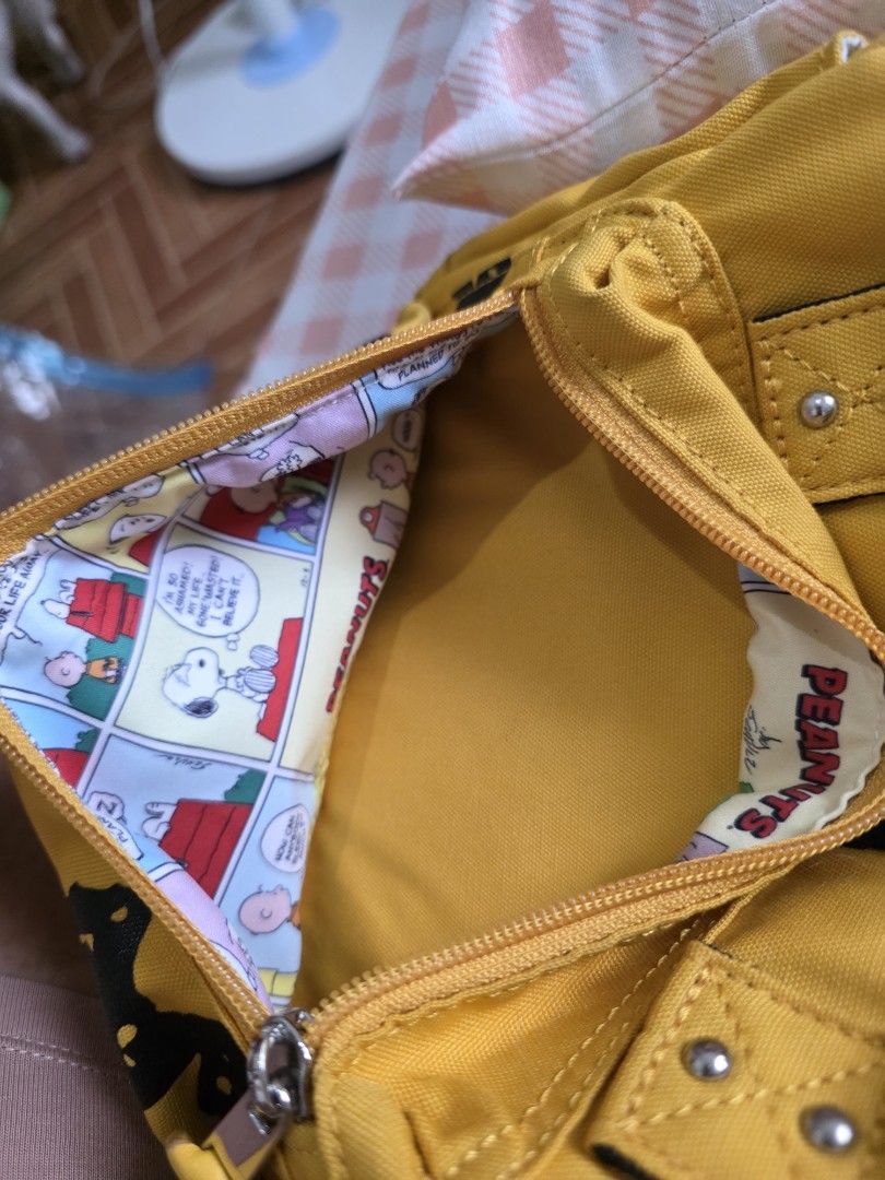 Clean Yellow Tag anello x Peanuts Charlie Brown Yellow Shoulder Bag, Women's Fashion ...