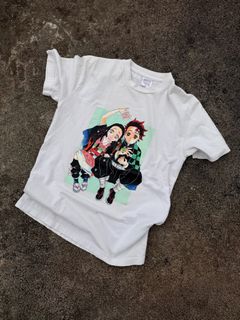GU x Demon Slayer Kimetsu No Yaiba Black T-Shirt, Men's Fashion, Tops ...