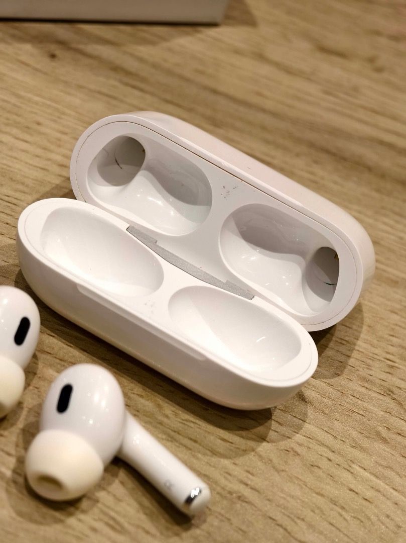 Apple AirPods Pro 2 with lightning charging case and extra ear tips (Category: Headphones & Headsets) located in Quezon City. Submitted by patrickalfredb (Listing ID 1470240448, Image 2). Description: - Authentic Apple AirPods Pro with wireless charging case - Includes original box and complete extra silicone ear tips (XS, S, L) - Fully working condition with normal charging behavior - Features great active noise cancellation (ANC) - Flawless per