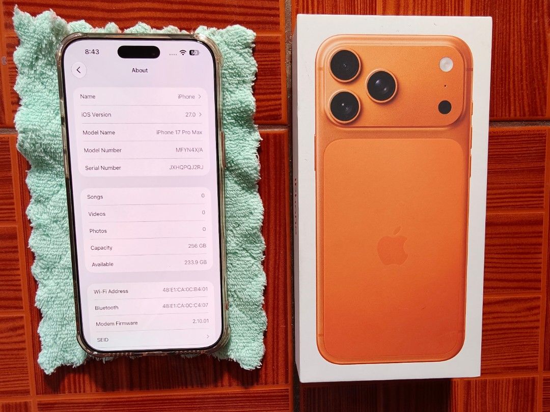 Apple iPhone 17 Pro Max 256GB Orange (Category: iPhone 17 Series) located in Pulilan. Submitted by bautistajaypee12 (Listing ID 1470152199, Image 2). Description: - Model: Orange iPhone 17 Pro Max (256GB) - Battery Health: 100% with only 11 cycle counts. Globe Locked. No dents or any issue. til March 2027 warranty. - Condition: Flawless screen, clean back panel and camera housing - Inclusions: Original retail box and Orig Chord. - Status: Fully f