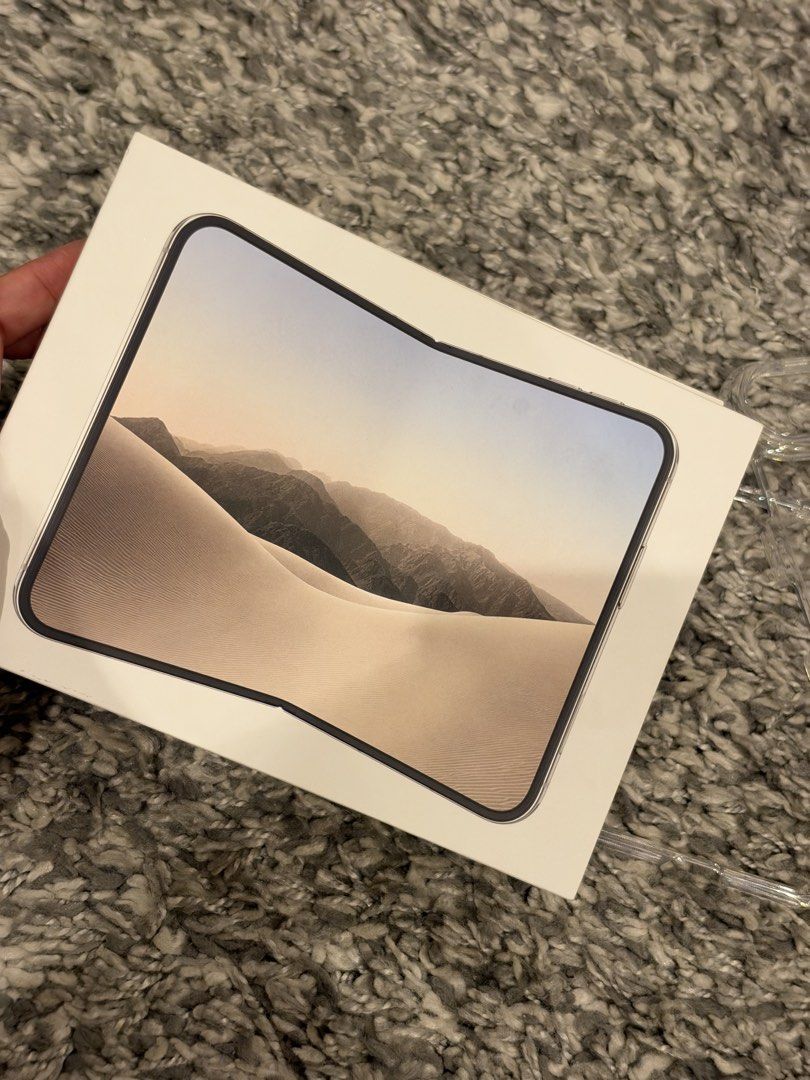 Apple iPhone Duo 256GB brandnew (Category: Samsung) located in Manila. Submitted by luxuryelle88 (Listing ID 1470331582, Image 2). Description: BRANDNEW! Iphone Duo 256GB white Opened only to check Rfs — change to 512GB Meetup only! - 100% Brand New & Factory Sealed: Unopened Apple iPhone box with original wrapping. - Stunning White Finish: Sleek and modern aesthetic. - Innovative Foldable Screen Design: Next-level mobile experience. - Dual Rear 