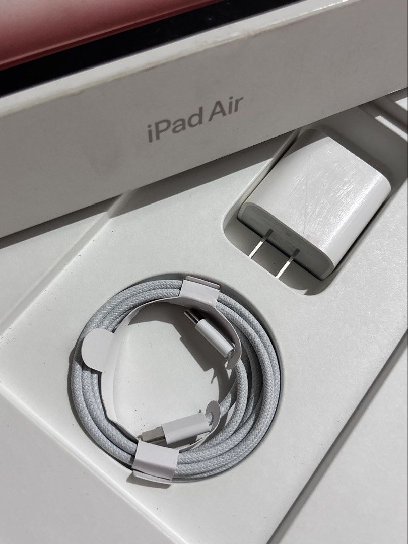 Apple USB-C 60W Woven Charge Cable (1m) (Category: Chargers & Cables) located in Mandaluyong City. Submitted by ryoonii (Listing ID 1470199914, Image 1). Description: Cable only! Adapter not included. RFS: Extra, came with my iPad Air M2. using Anker for daily.
