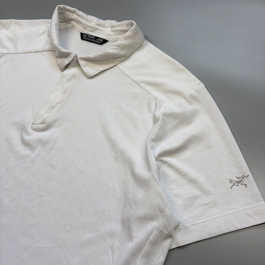 Arc'teryx Eris Polo (Authentic) (Category: Activewear) located in Cavite. Submitted by onebeancent (Listing ID 1470345102, Image 3). Description: (Dri fit stretch material) Size: XL Dimension: 23" Width | 29" Length Color: White Color Rate: 9.5/10 Issue: None Condition: Excellent Price: 980php Additional Shipping Fee (J&T Small Pouch) 75php Luzon 100php visayas 120php mindanao.