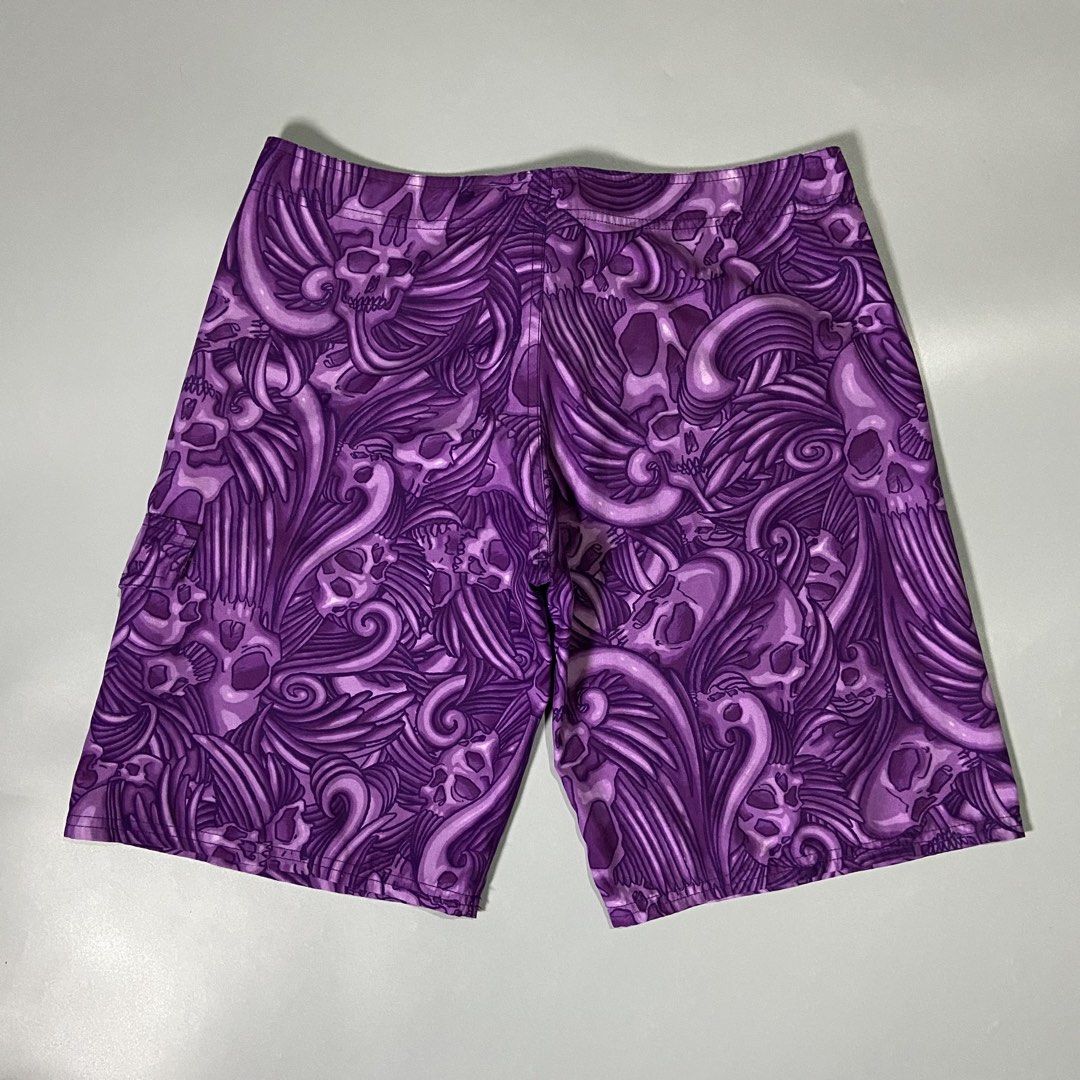 Arena Skull Aop Boardshorts (Category: Swim Trunks & Board Shorts) located in Taguig. Submitted by workwearheads (Listing ID 1470315285, Image 2). Description: ▪️Waist: 34 ▪️Length: 19.5 ▪️Thigh: 13 ▪️Leg Opening: 11.5 ▪️Color Rate: 10/10 ▪️No issue ▪️Excellent to Asnew Condition.