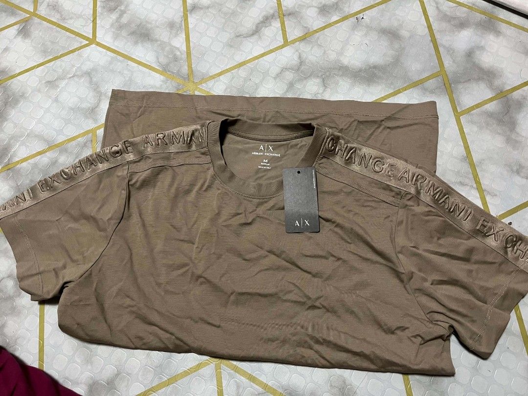 Armani Exchange Tshirt (Category: Tshirts & Polo Shirts ) located in General Trias. Submitted by hungariancheesecake (Listing ID 1470193302, Image 1). Description: Brandnew gusot lang sa cabinet Medium 19.5x27.