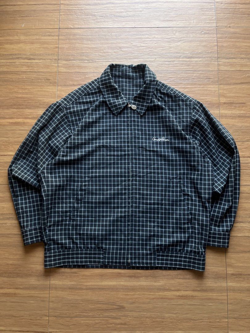 Arnold Palmer Lightweight Harrington Jacket (Category: Coats, Jackets and Outerwear) located in Davao. Submitted by spilled.bins (Listing ID 1470268191, Image 1). Description: Arnold Palmer Lightweight Harrington Jacket With Shoulder Pads Width: 24.5in Length: 27in Boxy XL Measurement No Issues Excellent Condition . Mine: ₱700 +shipping fee on top . Model Reference: Height: 5’5 feet Weight: 68kg.