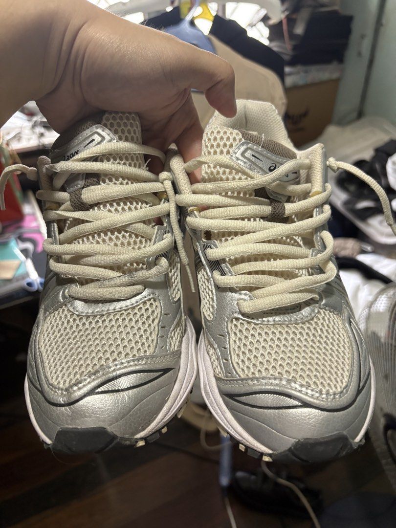 Asics Gel Kayano 14 (Category: Sneakers) located in Manila. Submitted by waxxizz (Listing ID 1470227925, Image 3). Description: For sale only: Asics Gel Kayano 14 Thrifted, good condition Size 9 Php 1,500 only.