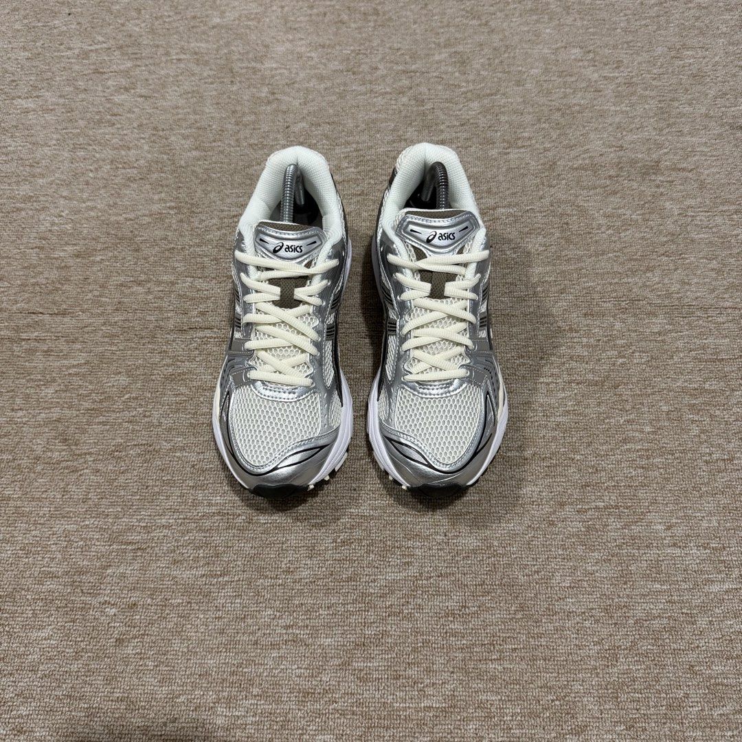 ASICS GEL KAYANO 14 (Category: Sneakers) located in Cebu City. Submitted by cjayzuno04940 (Listing ID 1470343814, Image 2). Description: ASICS GEL KAYANO 14 ORIGINAL✅ US MENS-8.5 EUR-42 CM-26.5 EXCELLENT CONDITION.