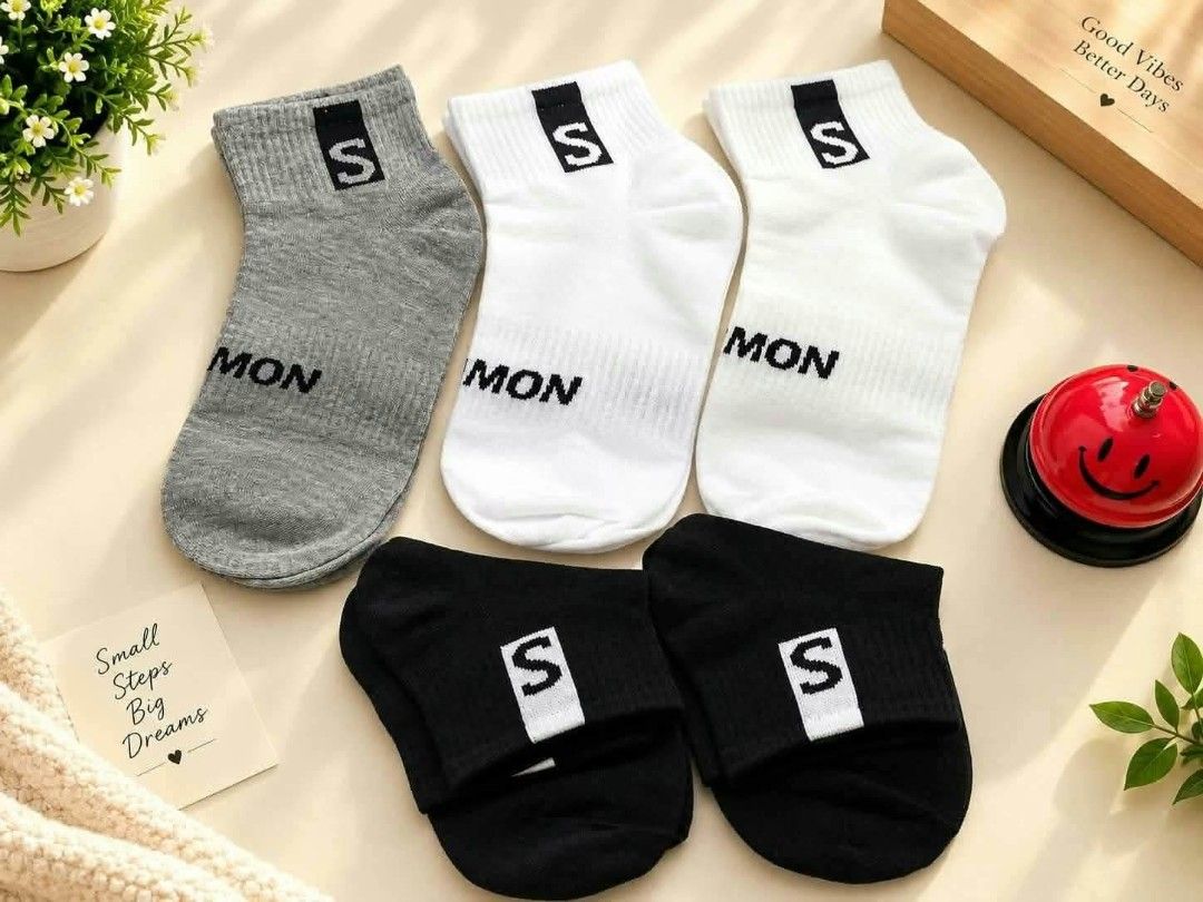 Assorted Socks Set (Category: Socks & Tights) located in Manila. Submitted by luisrosari67429 (Listing ID 1470252339, Image 3). Description: Assorted socks set With box.