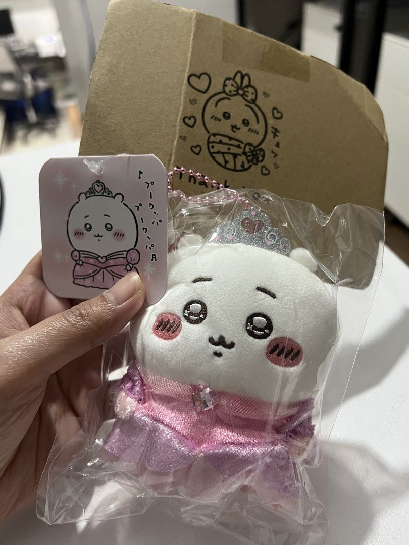 authentic chiikawa pu-wappa princess plush charm (Category: Plushies & Soft Toys) located in Quezon City. Submitted by potatofinds (Listing ID 1470162952, Image 1). Description: AUTHENTIC chiikawa pu-wappa princess plush charm - ₱1,199 (last price already) ‼️ condition: brand new, kaka-receive lang. opened para ma-check and ma-picturan ‼️ reason: sa sobrang tagal dumating, nawala na sparks hahaha loc: cubao, qc mod: meetup if nearby, otherwise: l