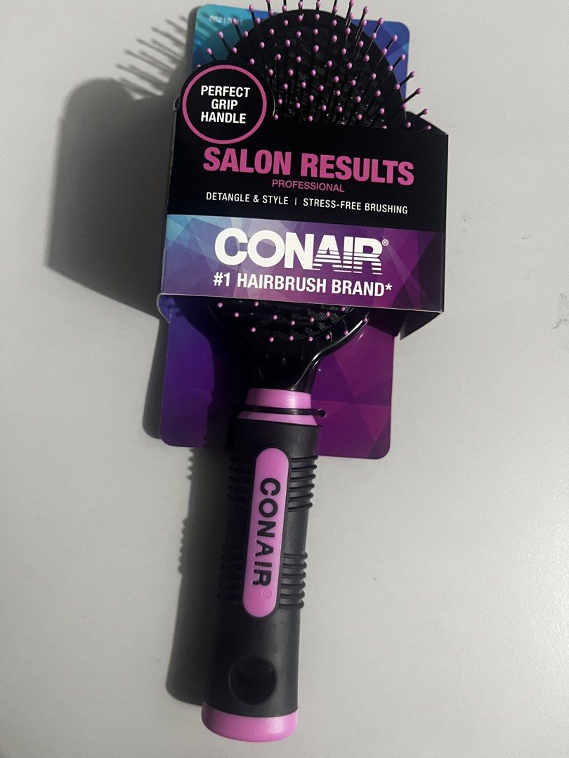 AUTHENTIC CONAIR HAIR BRUSH NO BOX ANYMORE (Category: Hair) located in Manila. Submitted by girlynefera.c (Listing ID 1470147655, Image 1). Description: .