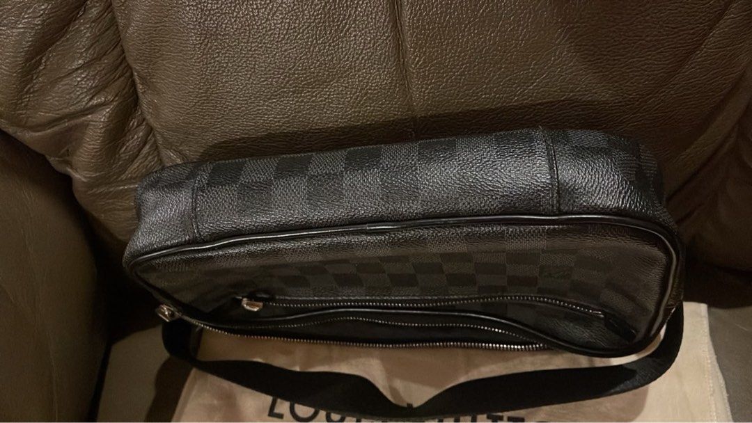 Authentic Louis Vuitton Ambler Bum Bag (Category: Luxury Bags & Wallets) located in Quezon City. Submitted by ThriftCentralShop (Listing ID 1470296990, Image 3). Description: ✅DISCLAIMER: Thrift Central Shop is not affiliated or associated with any of the brands featured. All copyrights reserved to the brand owners. 🔵 With dust bag. ***All Rights Reserved To Brand Owners. Manage your expectation please. Kinldy click the make an offer button once