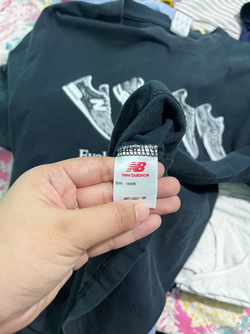 Authentic New Balance (Category: Tshirts & Polo Shirts ) located in Lucena. Submitted by needfundsforojt (Listing ID 1470289130, Image 3). Description: (Personal Preloved) New Balance Ess.90s “Evolution of an Icon, the 990” T-Shirt - 100% cotton - 27length , 22width - color rate: 9.5/10 NO COD! PAYMENT FIRST 😊 MOP: Gcash/Landbank/Gotyme Bank.