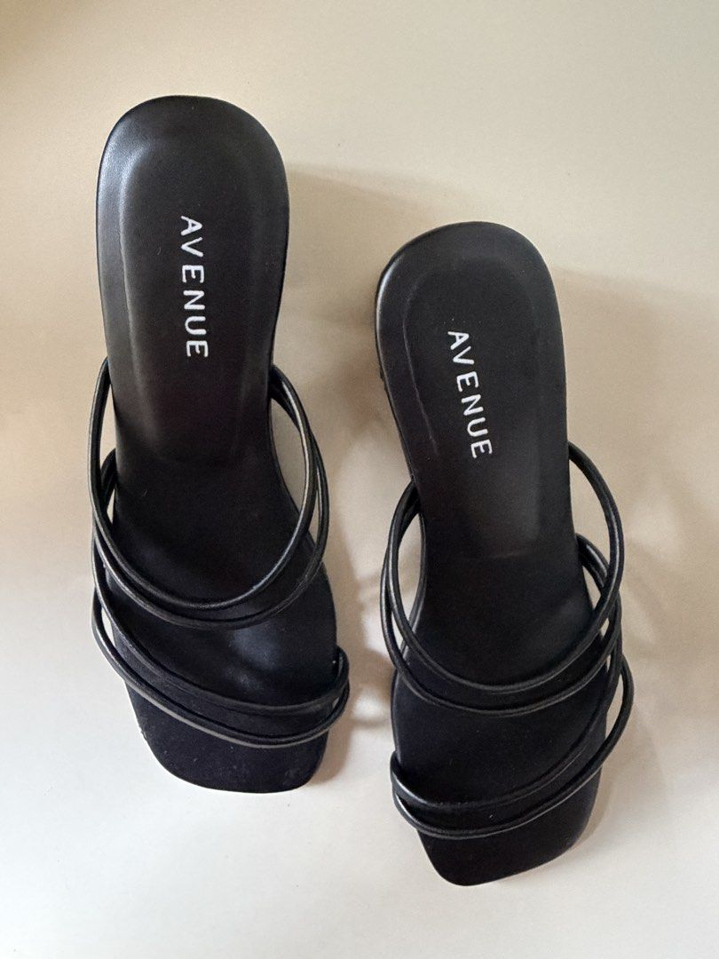 Avenue Black Strappy Block Heels Size 36 (Category: Heels) located in General Trias. Submitted by r_bimil (Listing ID 1470147764, Image 1). Description: Avenue Black Strappy Block Heels Size 36 for sale!.