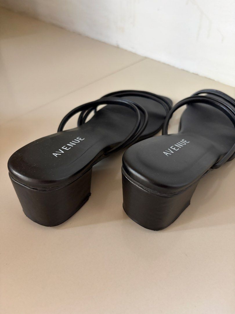 Avenue Black Strappy Block Heels Size 36 (Category: Heels) located in General Trias. Submitted by r_bimil (Listing ID 1470147764, Image 2). Description: Avenue Black Strappy Block Heels Size 36 for sale!.