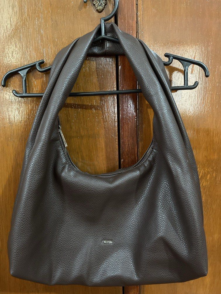 Aztrid Hobo Bag Dark Brown (Medium) (Category: Shoulder Bags) located in Sariaya. Submitted by trisha_mariz0904 (Listing ID 1470220201, Image 3). Description: .