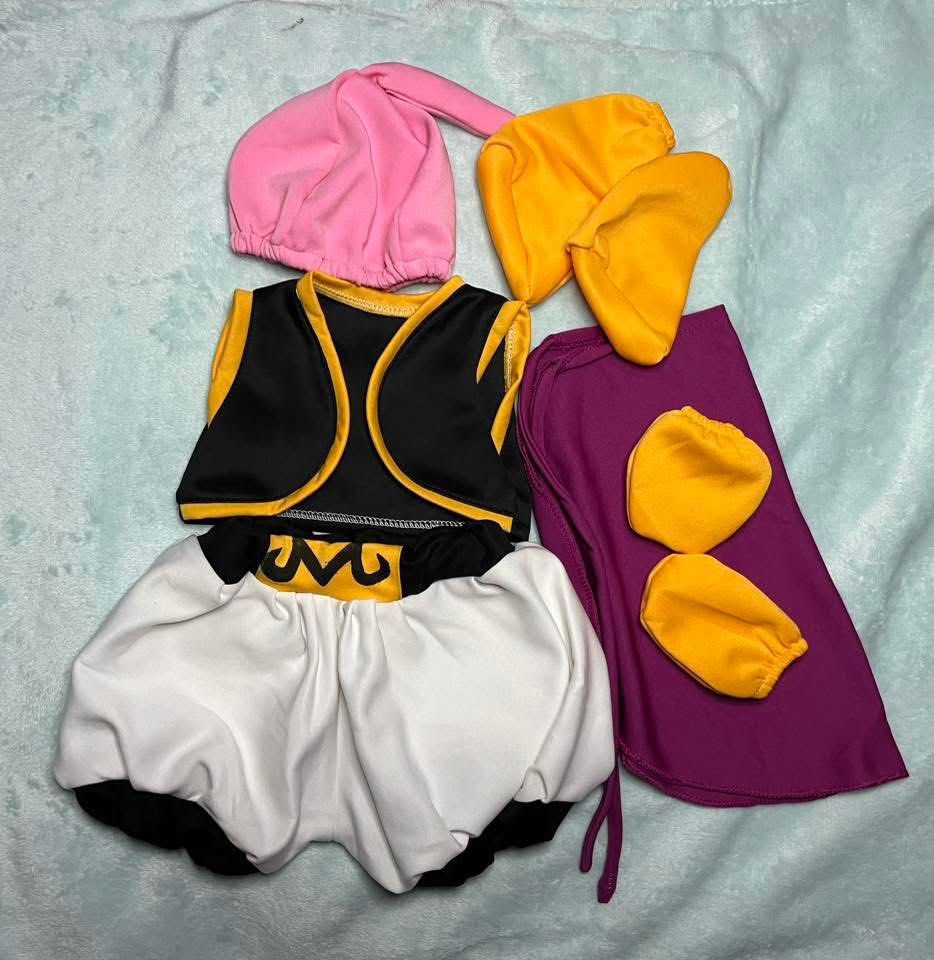 Baby boy milestone customes (Category: Babies & Kids Fashion) located in Malolos. Submitted by lilyprelovedshop2023 (Listing ID 1470292185, Image 2). Description: Preloved baby boy milestone customes. Used once. ♥️.
