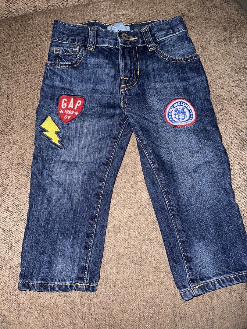Baby Gap Straight fit pants (Category: Babies & Kids Fashion) located in Carmona. Submitted by francisder50014 (Listing ID 1470271615, Image 1). Description: babyGap Embroidered Patch Straight Fit Jeans (Pee Wee League Edition)..