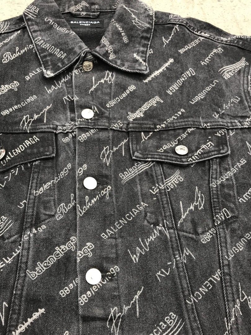 Balenciaga aop denim (Category: Activewear) located in General Trias. Submitted by thriftni_ocram (Listing ID 1470291059, Image 2). Description: .