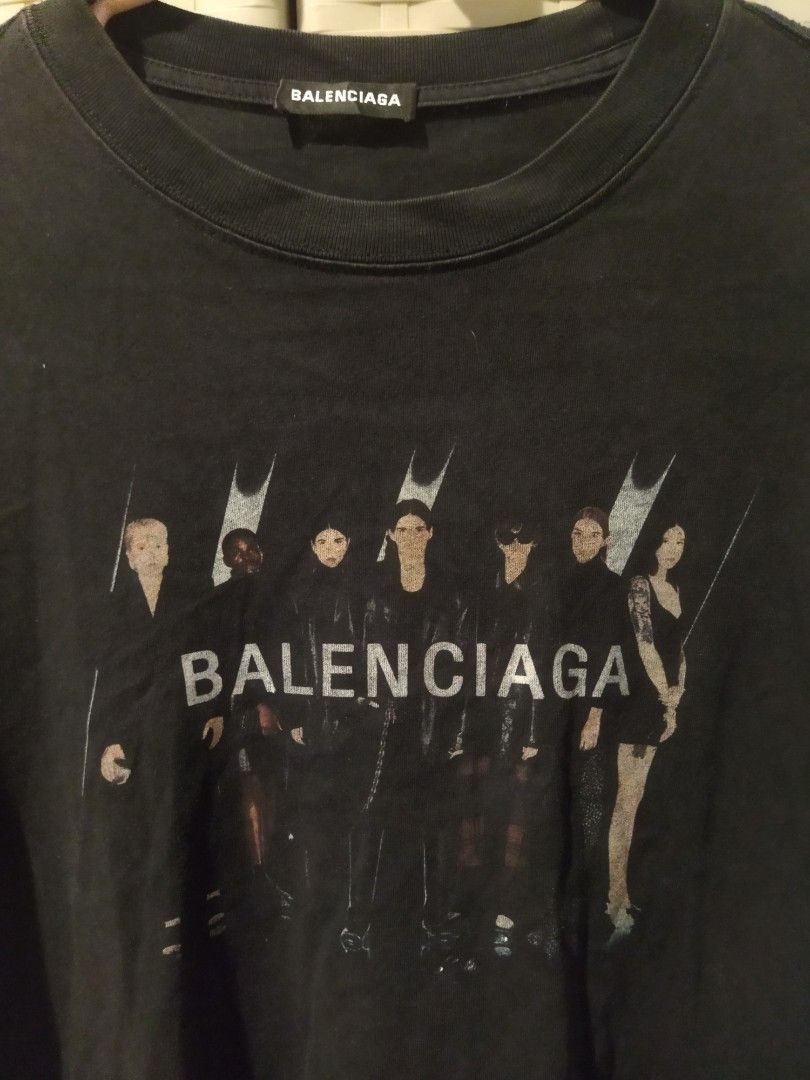Balenciaga shirt (Category: Tshirts & Polo Shirts ) located in San Pedro. Submitted by jahfromdabl0ck_ (Listing ID 1470222956, Image 2). Description: .