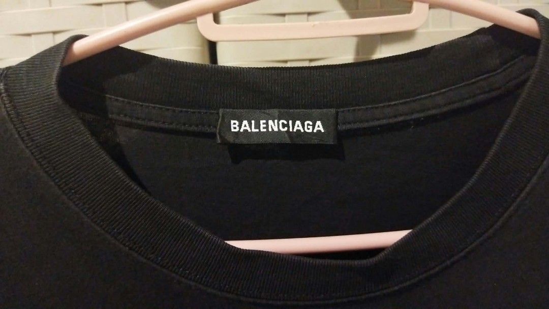 Balenciaga shirt (Category: Tshirts & Polo Shirts ) located in San Pedro. Submitted by jahfromdabl0ck_ (Listing ID 1470222956, Image 3). Description: .