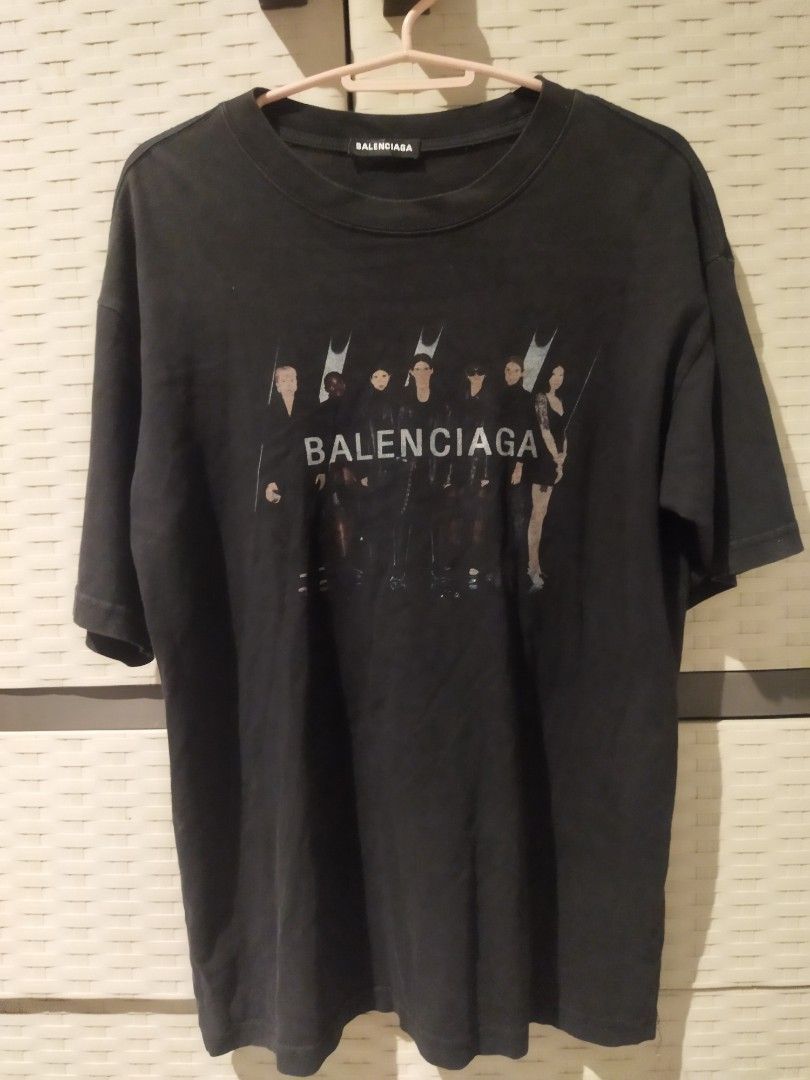 Balenciaga shirt (Category: Tshirts & Polo Shirts ) located in San Pedro. Submitted by jahfromdabl0ck_ (Listing ID 1470222956, Image 1). Description: .