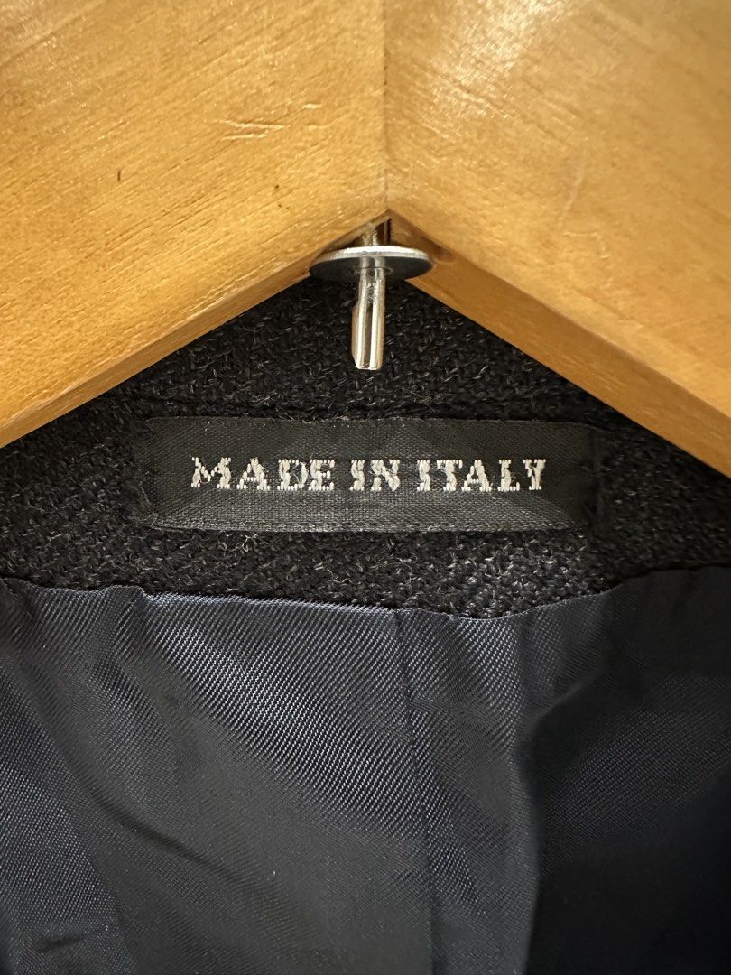 BALENCIAGA Wool's Coat / Suit (Category: Coats, Jackets and Outerwear) located in Baliuag. Submitted by thrift.king.ph (Listing ID 1470229844, Image 3). Description: Balenciaga wool's Coat / Suit Excellent condition Size: 48 Width: 20 (M) up to Large long Length: 30 Sleeve length: 23 Shoulder: 18 .