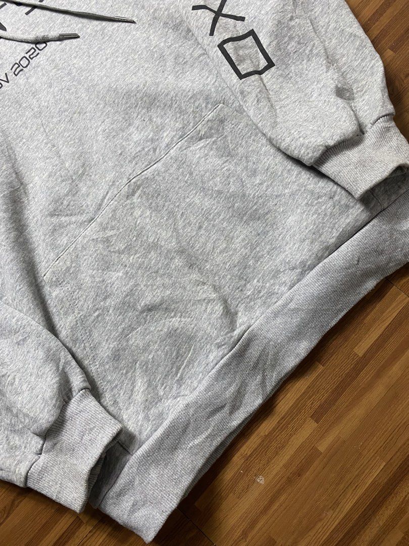 Balenciaga x ps5 hoodie jacket (Category: Hoodies) located in Quezon City. Submitted by semantaryrave (Listing ID 1470301984, Image 3). Description: Balenci x ps5 hoodie jacket Size- xL Width- 26 Length- 29 Good condition No issue Dm purchase.