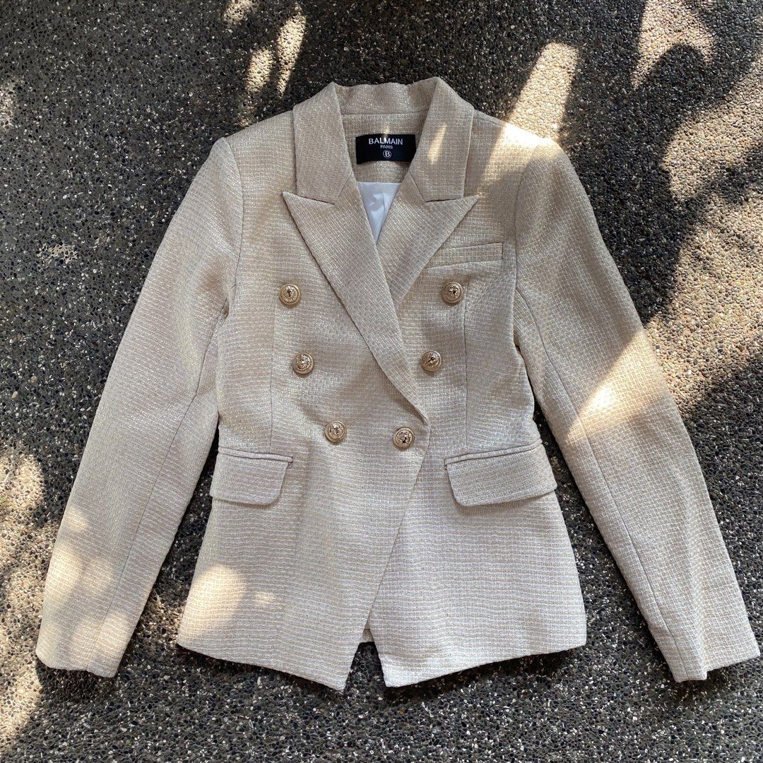 💫Balmain Double-Breasted Blazer Jacket (Category: Others Tops) located in Manila. Submitted by yourdaily_obsessions (Listing ID 1470279884, Image 3). Description: Item: BALMAIN •Size Xs-S •Measurements Shoulder: 13.5” Bust: 32 Width: 14” Length: 24” •W/ shoulder pads •for my petite girlies!✨⚜️ Missing washtag - Notes before making an offer❗️ •Photos are provided for self authentication. •Bogus/irresponsible buyer auto blocked •Check details firs