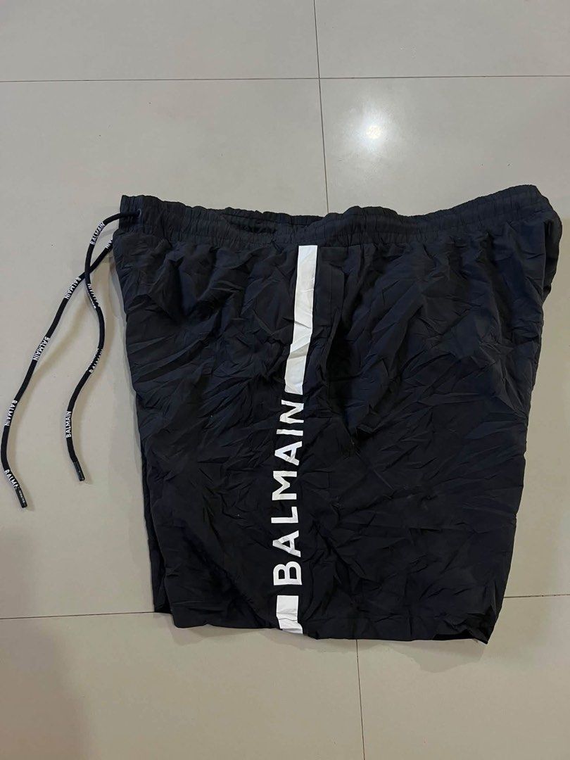 Balmain nylon short (Category: Shorts) located in General Trias. Submitted by luxfinds2019 (Listing ID 1470258529, Image 2). Description: Balmaiń short! 1300 shipped only Size 36-38 Xxl on tag 19 length No issue Pm.
