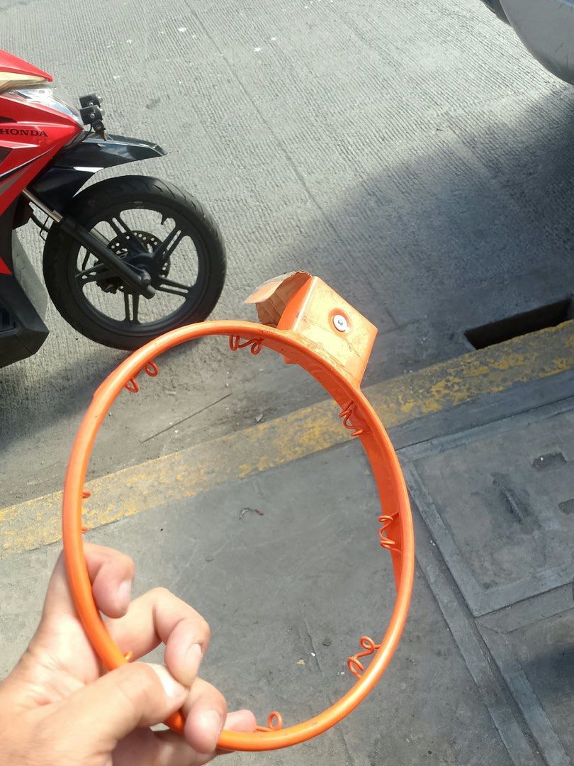Basket ball ring for kids (Category: Racket and Ball Sports) located in Pasig City. Submitted by swapwithme (Listing ID 1470301148, Image 2). Description: Heavy duty basket ball ring for kids. ₱800 srp sa mall! Location: Villaupeng Caniogan Pasig City.