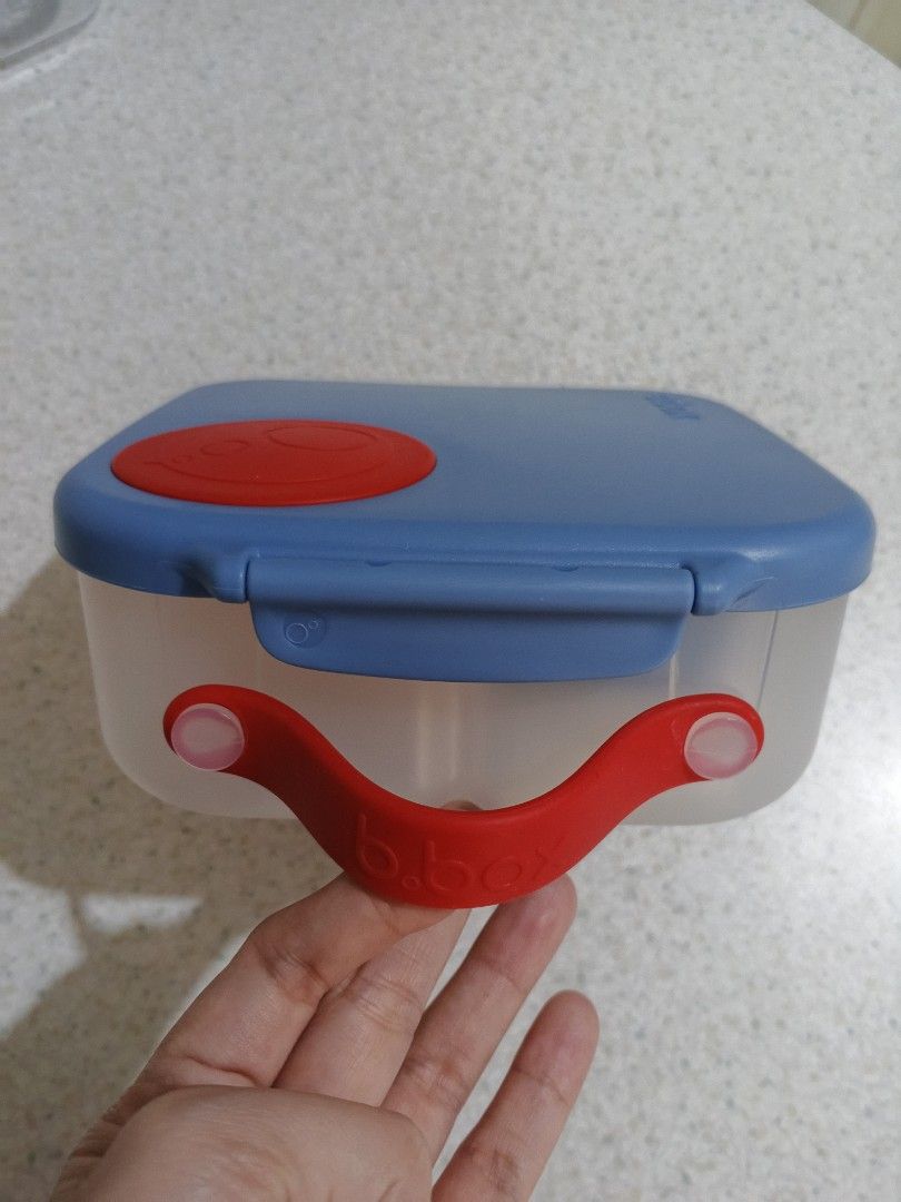 b.box Bento Box Blue Red Compartment Kids Lunchbox (Category: Babies & Kids Fashion) located in Lapu Lapu. Submitted by dawatkrist14304 (Listing ID 1470296667, Image 2). Description: - Genuine b.box bento lunch box in vibrant blue and red - Multiple compartments with a removable divider for flexible packing - 100% leak-proof seals to prevent messy spills - Integrated carry handle designed for kids to easily grab and go - Ideal size for school lun