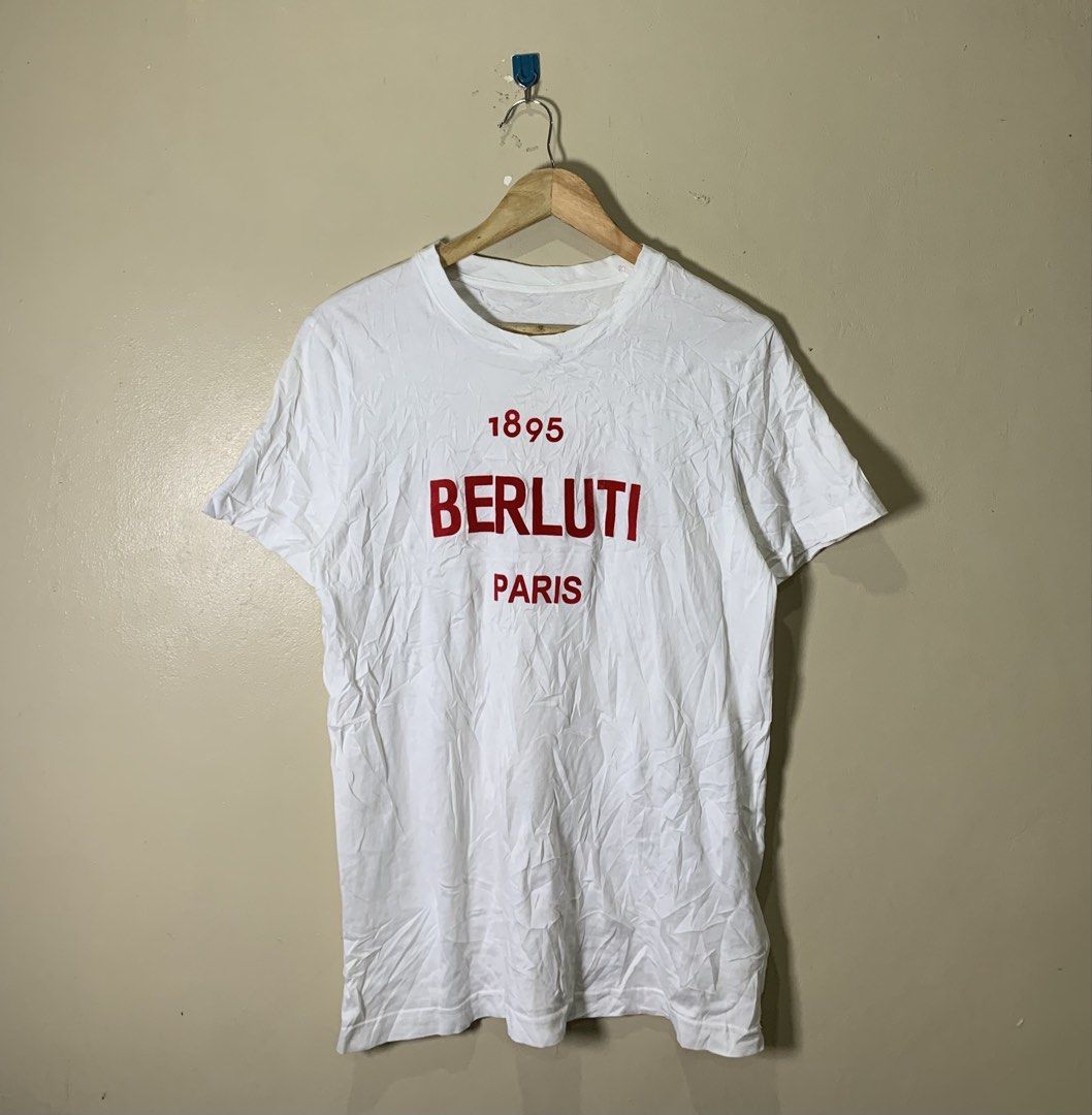 Berluti Embroidered Logo Tshirt (Category: Luxury Apparel) located in Molave. Submitted by mysticbird_38213e (Listing ID 1470251553, Image 1). Description: Good as new No issue Sobrang ganda po need wash onti medjo gusot pa , fresh from bale kasi.