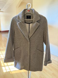 (Category: ) located in . Submitted by lovepreloved13 (Listing ID 1470208978, Image 1). Description: .