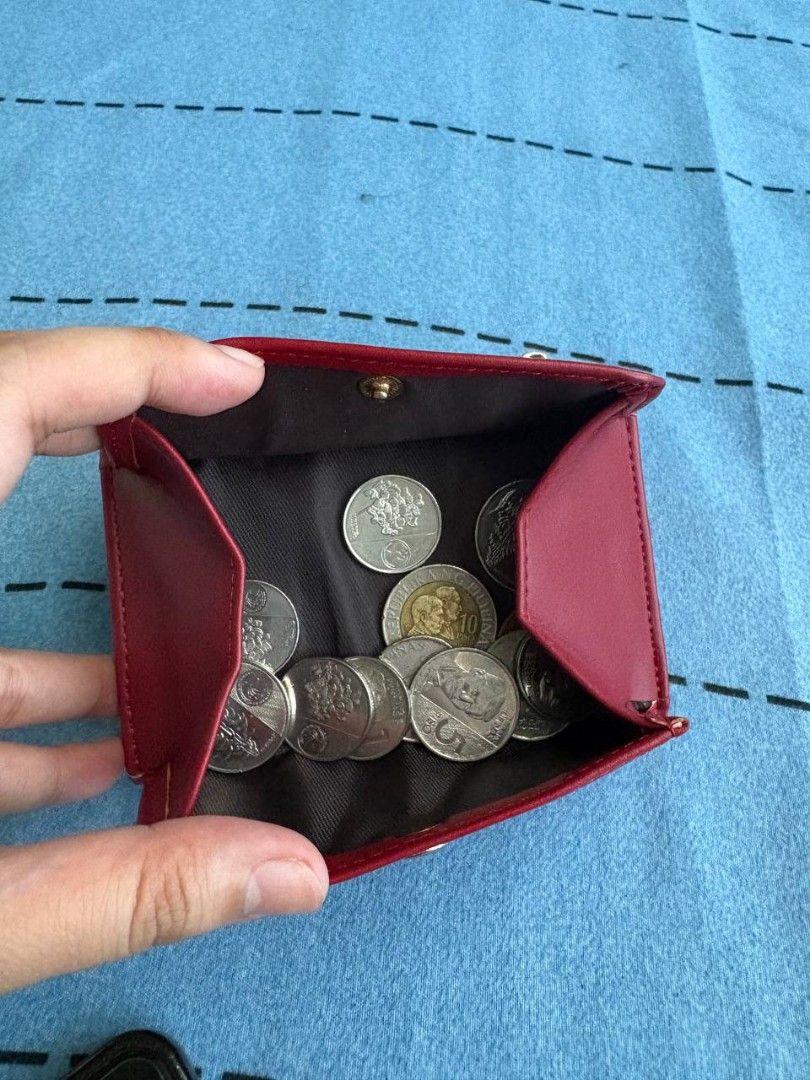 Bifold Red Wallet (Category: Wallets & Card holders) located in Pasay City. Submitted by celinenotdionx (Listing ID 1470209716, Image 2). Description: cute red bifold wallet. brought from T. decluttering. shipping: lalamove/j&t.