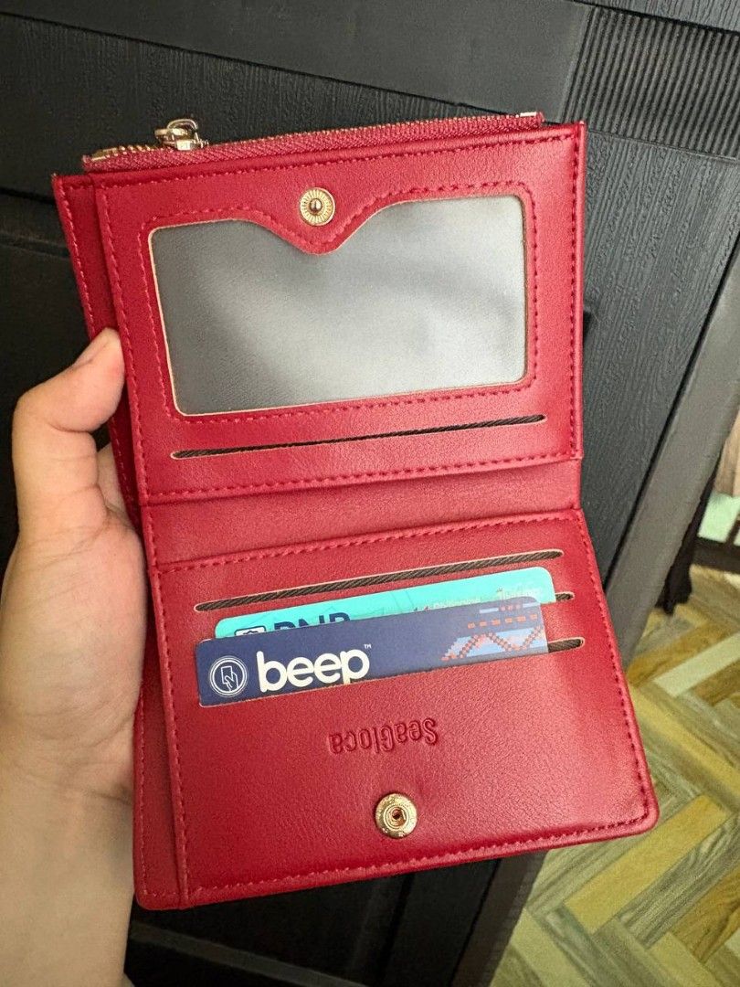 Bifold Red Wallet (Category: Wallets & Card holders) located in Pasay City. Submitted by celinenotdionx (Listing ID 1470209716, Image 3). Description: cute red bifold wallet. brought from T. decluttering. shipping: lalamove/j&t.