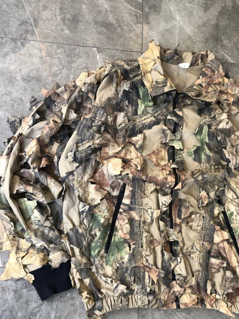 Bill Jordan Advantage Timber 3D Leaf Camo Jacket (Category: Coats, Jackets and Outerwear) located in Santa Cruz. Submitted by remsonnnc (Listing ID 1470216709, Image 3). Description: - Brand/Pattern: Bill Jordan Advantage Timber Camo - Size: XL - Design: 3D leaf cutouts all over for ultimate concealment - Features: Full zip front, secure zippered hand pockets, black ribbed cuffs and hem - Material: Lightweight with realistic oak leaf patterns - B