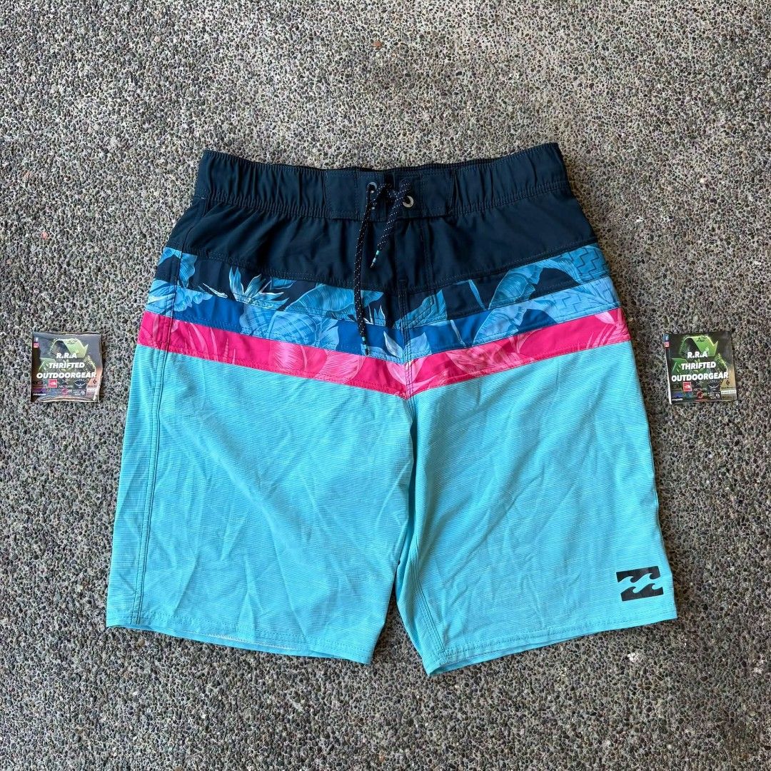 Billabong BoardShort Men’s (Category: Shorts) located in Caloocan City. Submitted by rjlthrifts (Listing ID 1470182579, Image 2). Description: Billabong BoardShort Men’s Excellent Condition Color Rate 10/10 L on Tag 30 - 32 Waist Line 20.5 Length No Issue. Price. 1,280 Loc. South Caloocan Courier. J&T And Flash Express.