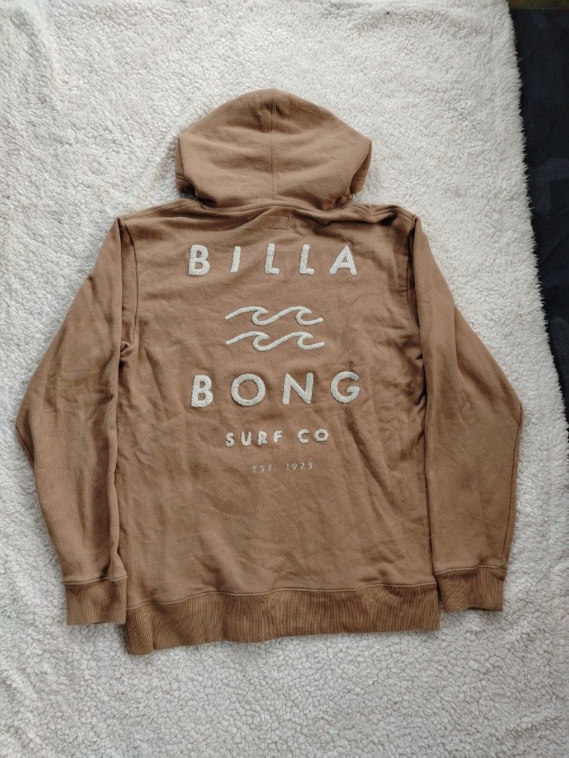 BILLABONG HOODIE (Category: Hoodies) located in Don Carlos. Submitted by thriftnidodong_23 (Listing ID 1470253379, Image 3). Description: SIZE MEDIUM TO LARGE EXCELLENT CONDITION COLOR RATE 9.4 NO ISSUE NEED WASH 21X28.