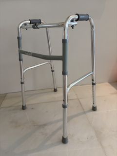DNR Walking Frame, Health & Nutrition, Assistive & Rehabilatory Aids ...