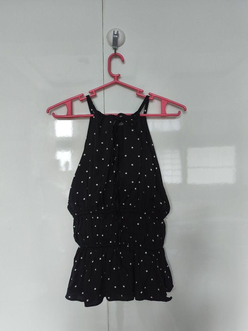 Black Polka Dot Top (Category: Others Tops) located in Manila. Submitted by smilefashion08 (Listing ID 1470159294, Image 3). Description: Bought from Thailand Free Size Fits XS-M.