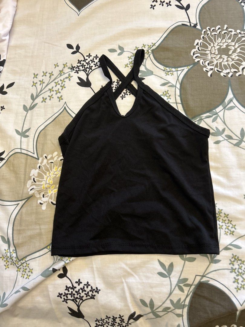 Black Tops for Free (Category: Blouses) located in Quezon City. Submitted by alanascloset1 (Listing ID 1470233703, Image 2). Description: Avail one of these tops for free when you purchase any item from my store :).