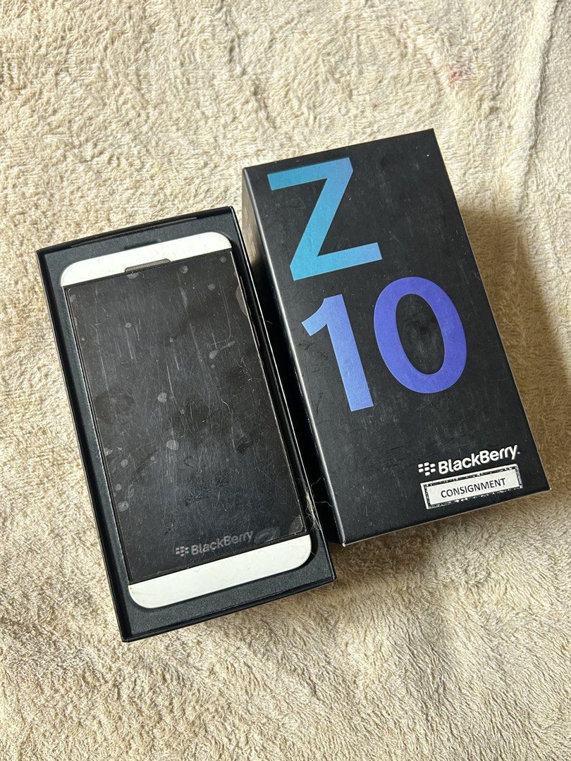 BLACKBERRY Z10 with box [ORIGINAL] (Category: Early Generation Mobile Phones) located in Malabon City. Submitted by giangregorio (Listing ID 1470243274, Image 1). Description: no other inclusions.
